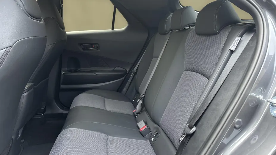 TOYOTA C-HR C-HR 2.0 PHEV Dynamic Force Executive