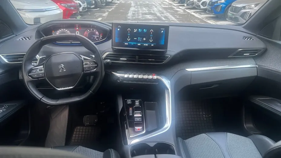 PEUGEOT 3008 3008 1.2 PureTech Allure Pack S&S EAT8