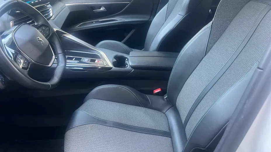 PEUGEOT 3008 3008 1.2 PureTech Allure Pack S&S EAT8