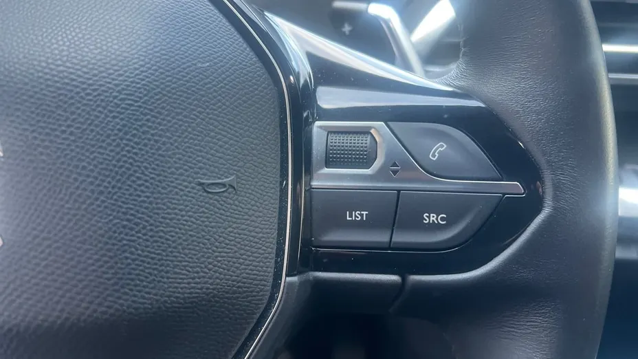 PEUGEOT 3008 3008 1.2 PureTech Allure Pack S&S EAT8