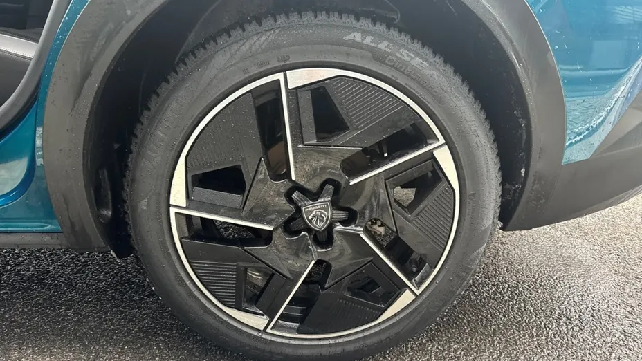 PEUGEOT 408 408 1.2 PureTech mHEV GT S&S e-DSC6