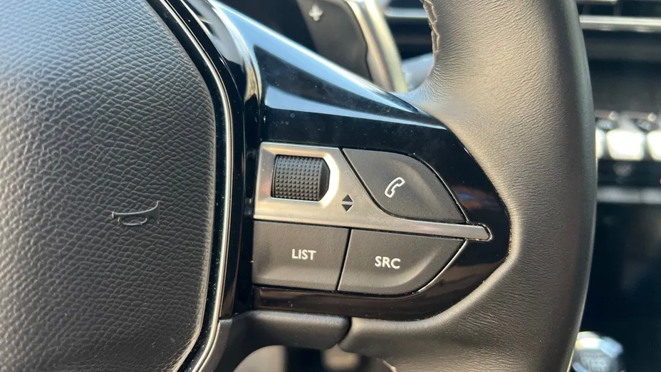 PEUGEOT 3008 3008 1.2 PureTech Allure Pack S&S EAT8