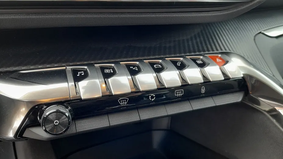 PEUGEOT 3008 3008 1.2 PureTech Active Pack S&S