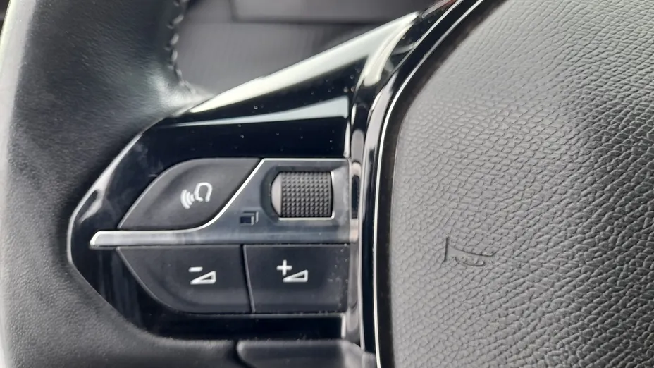 PEUGEOT 2008 2008 1.2 PureTech Allure S&S