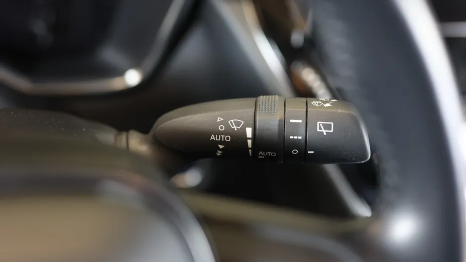 TOYOTA Corolla Corolla 1.8 Hybrid Comfort