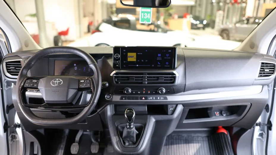 TOYOTA Proace Verso Proace Verso 2.0 D4-D Long Business