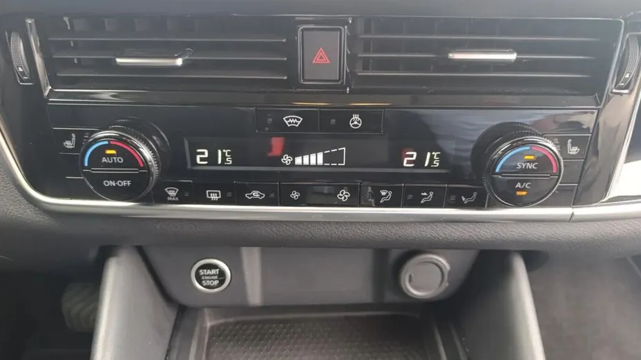 NISSAN Qashqai Qashqai 1.3 DIG-T mHEV N-Connecta Xtronic