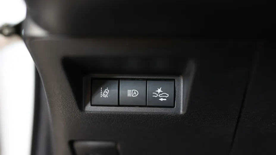 TOYOTA Yaris Yaris 1.0 Active