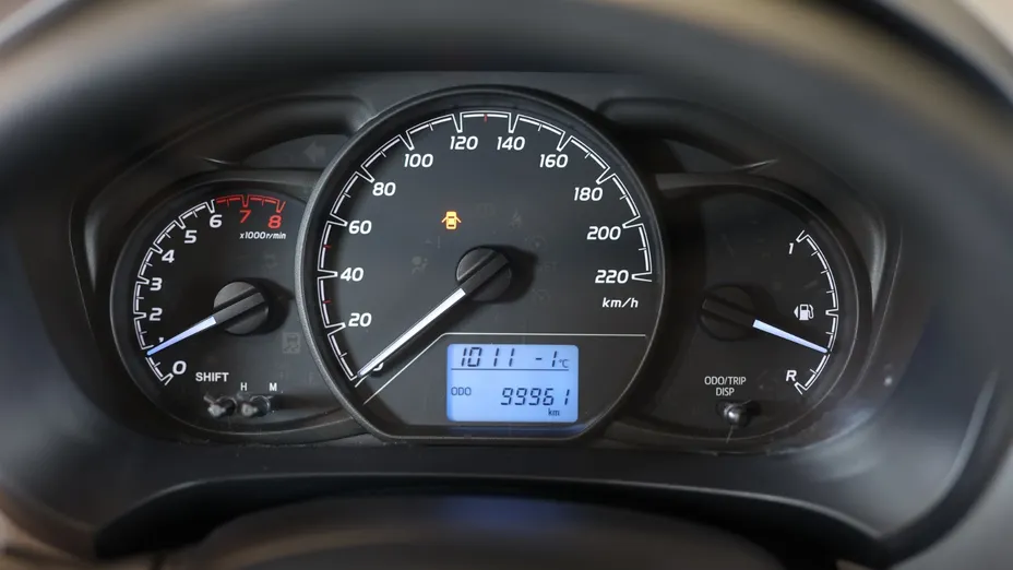 TOYOTA Yaris Yaris 1.0 Active