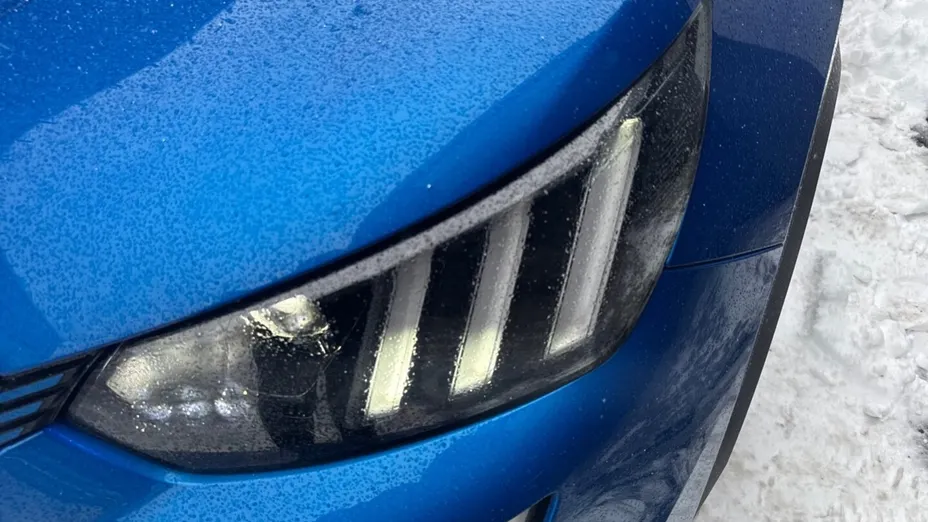 PEUGEOT 2008 e-2008 GT