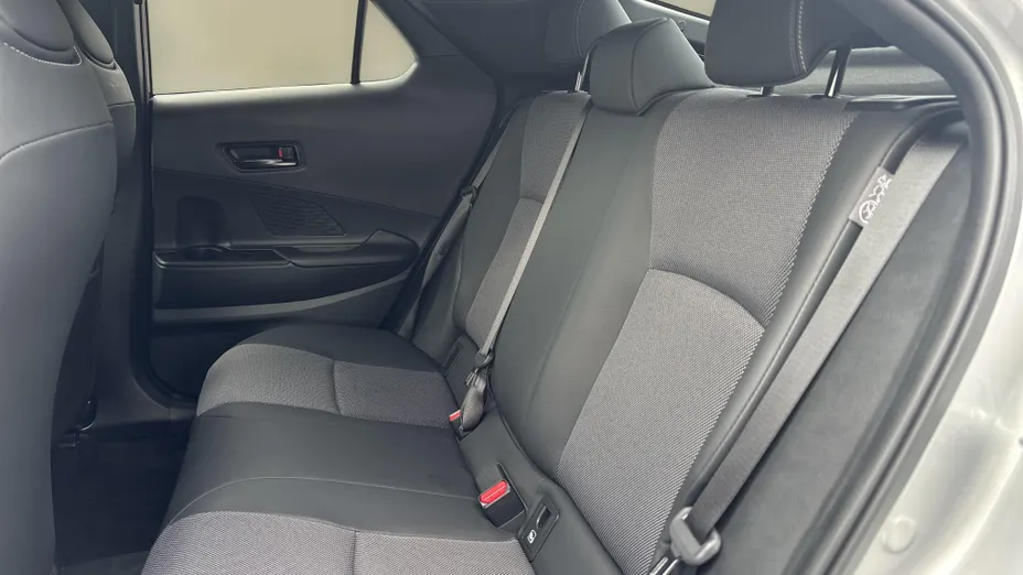 TOYOTA C-HR C-HR 2.0 PHEV Dynamic Force Executive