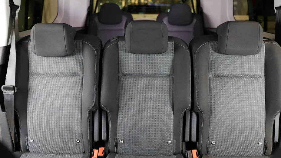 TOYOTA Proace City Verso Proace City Verso Long 1.2 D-4T Family Aut.