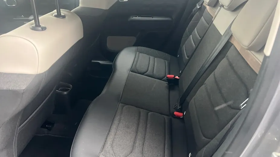 CITROEN C3 C3 1.2 PureTech Shine EAT6