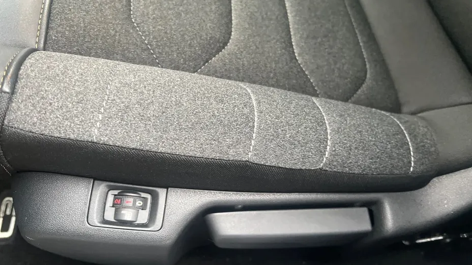 CITROEN C3 C3 1.2 PureTech Shine EAT6