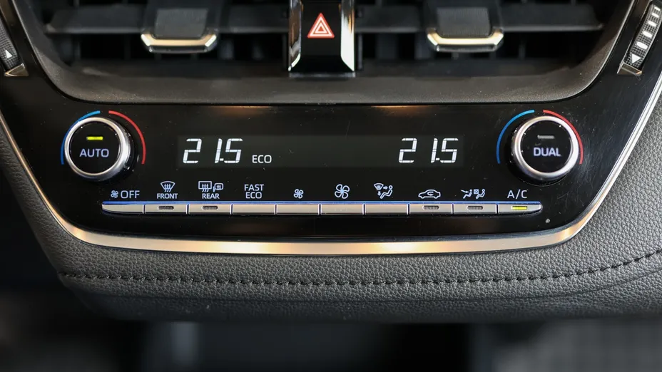 TOYOTA Corolla Corolla 1.5 Comfort