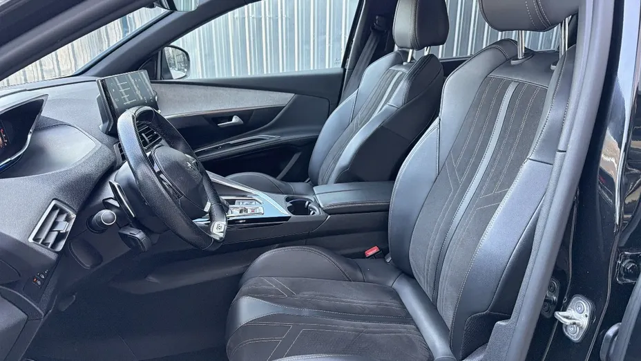 PEUGEOT 5008 5008 1.6 PureTech GT Line S&S EAT8