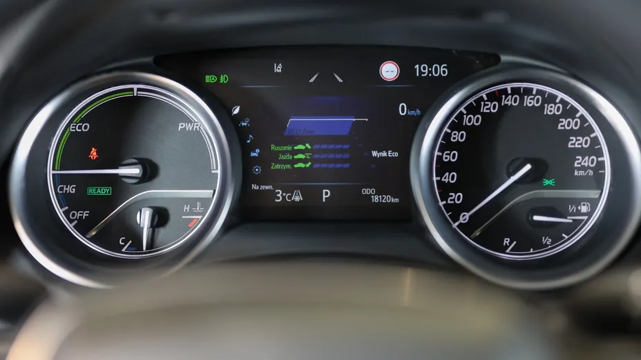 TOYOTA Camry Camry 2.5 Hybrid Comfort CVT