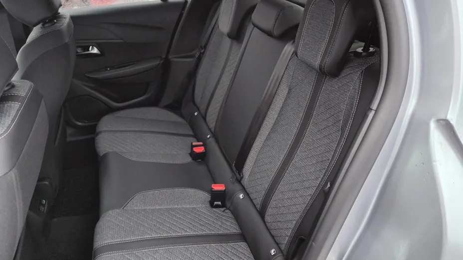 PEUGEOT 208 208 1.2 PureTech Allure S&S EAT8