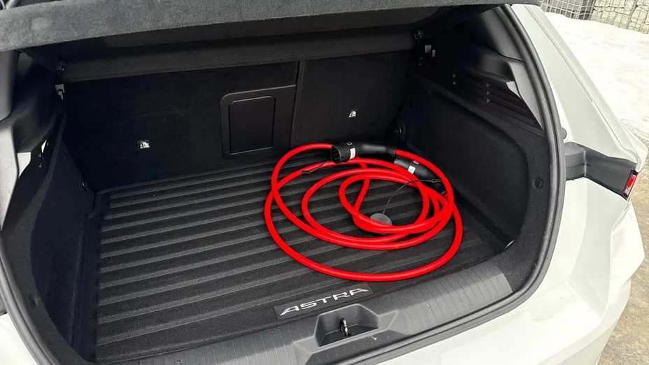 OPEL Astra Astra VI Electric 54kWh GS