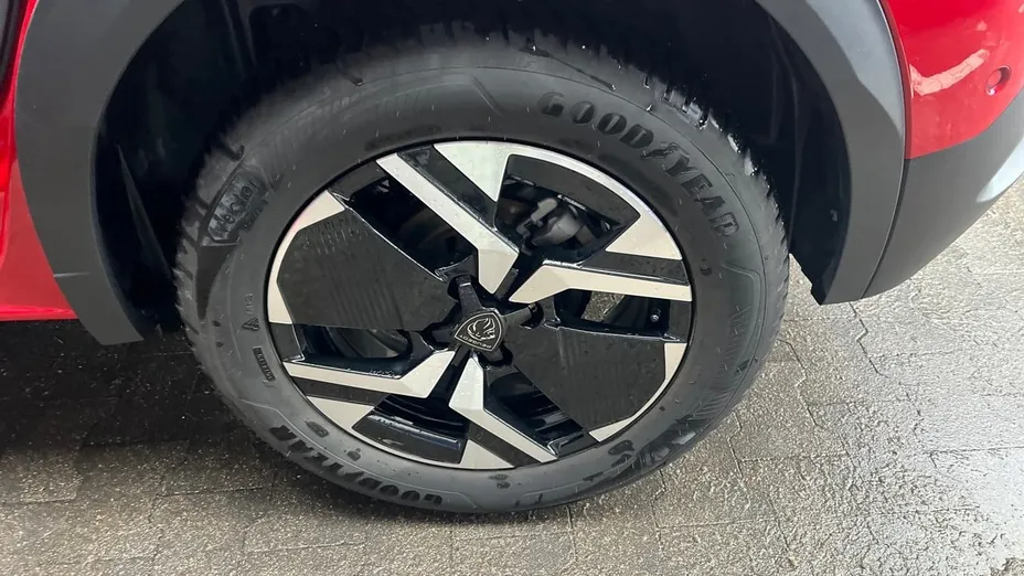 PEUGEOT 2008 2008 1.2 PureTech GT S&S EAT8