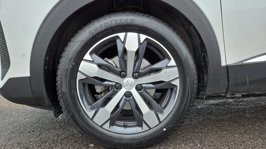 PEUGEOT 5008 5008 1.5 BlueHDi GT S&S EAT8