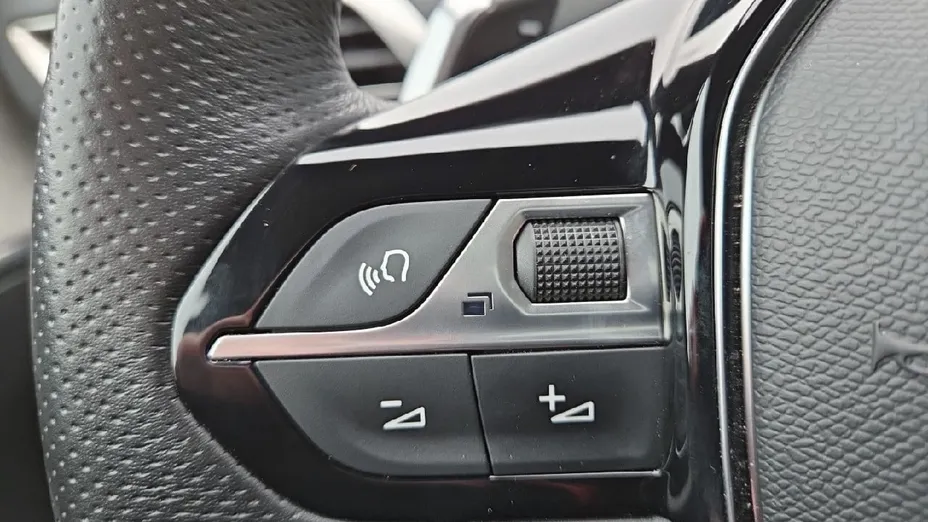 PEUGEOT 5008 5008 1.5 BlueHDi GT S&S EAT8