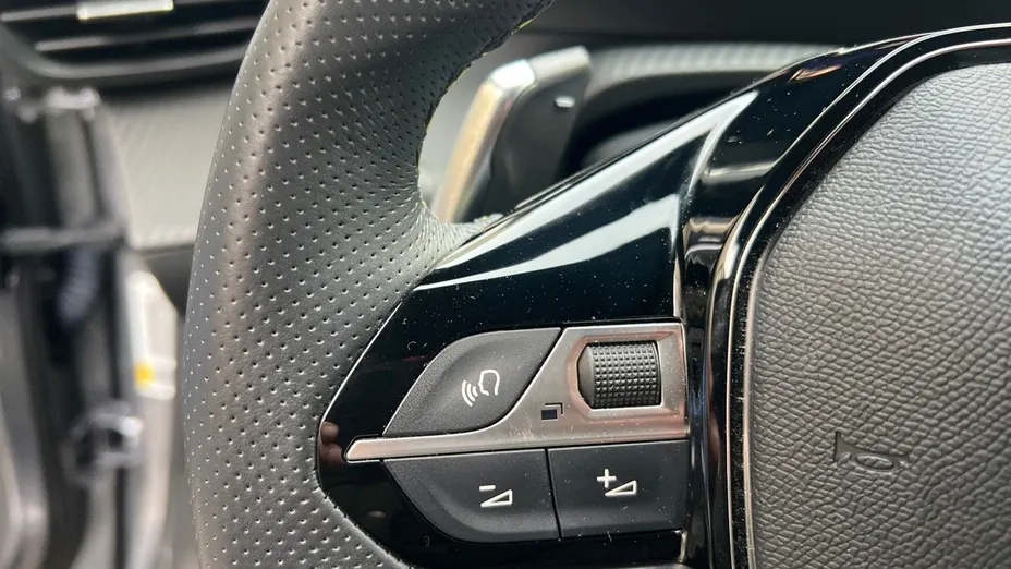 PEUGEOT 2008 2008 1.2 PureTech GT S&S EAT8