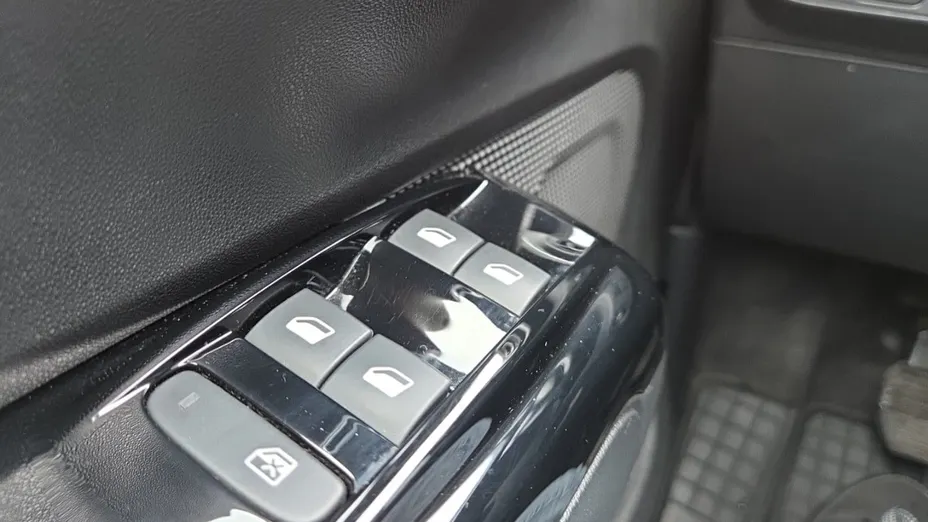 CITROEN C3 C3 1.2 PureTech Shine