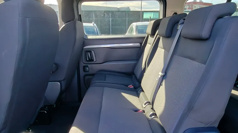 PEUGEOT Traveller Traveller 2.0 BlueHDi Long Business EAT8