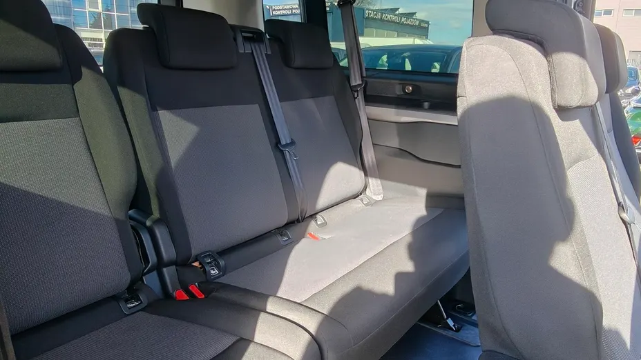 PEUGEOT Traveller Traveller 2.0 BlueHDi Long Business EAT8