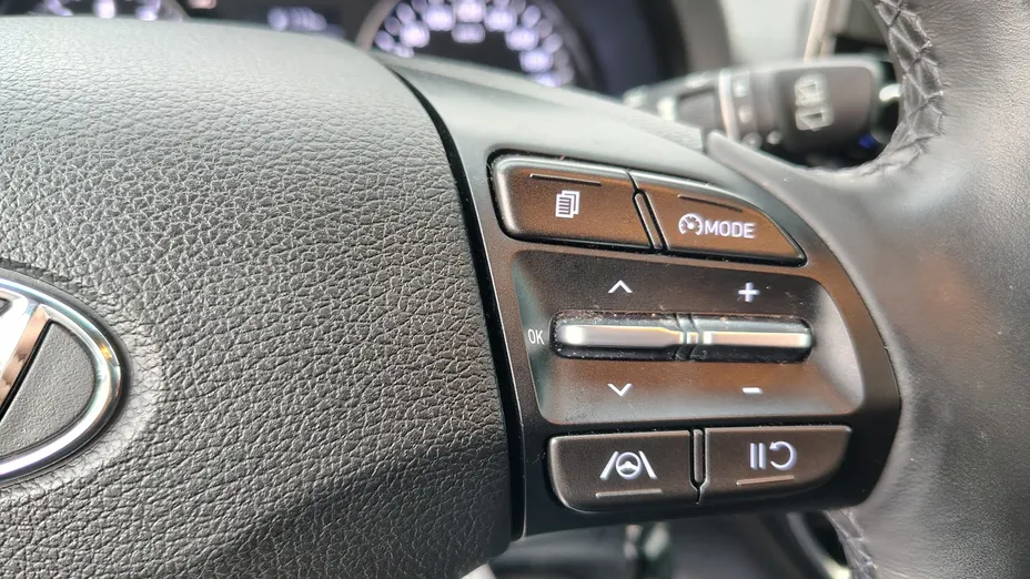 HYUNDAI i30 i30 1.0 T-GDI Smart