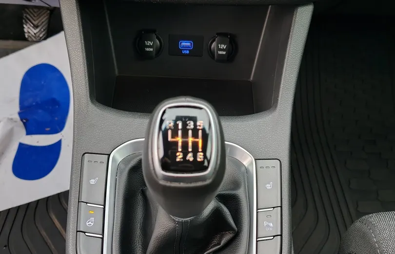 HYUNDAI i30 i30 1.0 T-GDI Smart