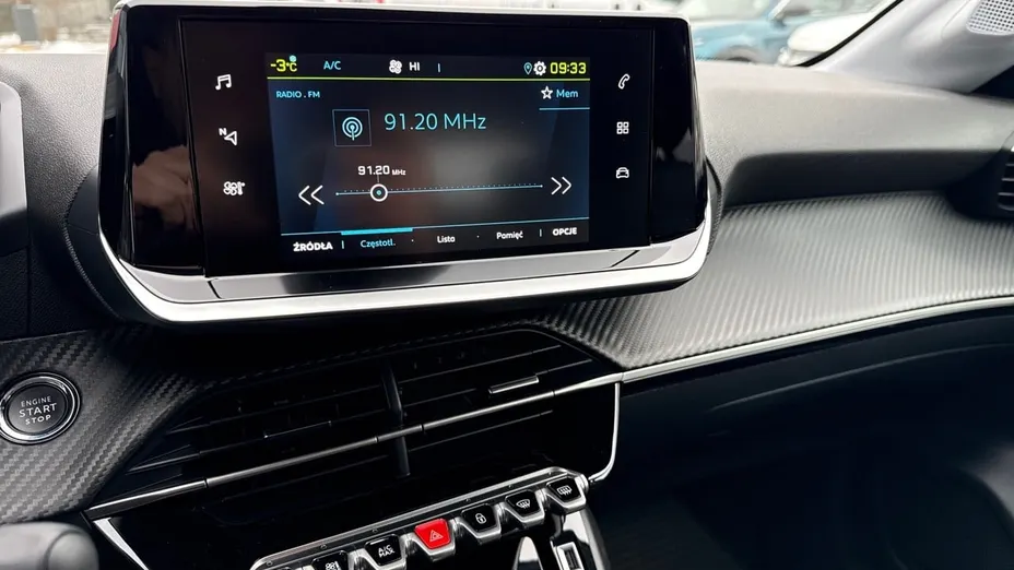 PEUGEOT 208 e-208 Allure