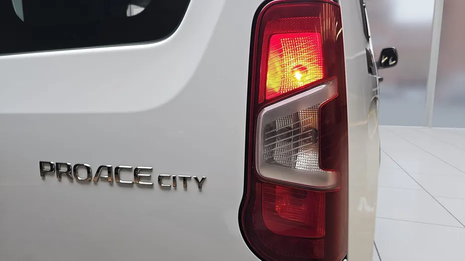 TOYOTA Proace City Proace City 1.5 D-4D Long 2,3t Active (bryg.)