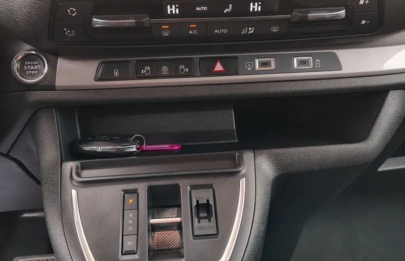 PEUGEOT Traveller Traveller 2.0 BlueHDi Long Business EAT8