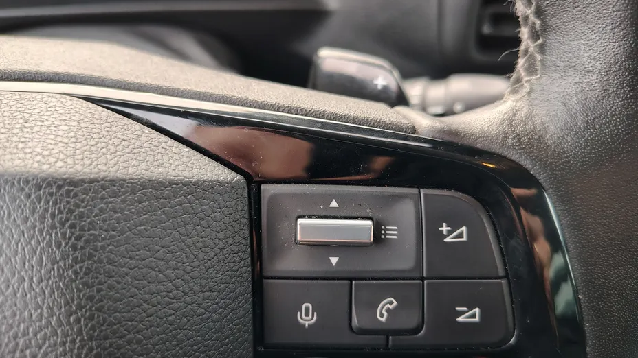 PEUGEOT Traveller Traveller 2.0 BlueHDi Long Business EAT8