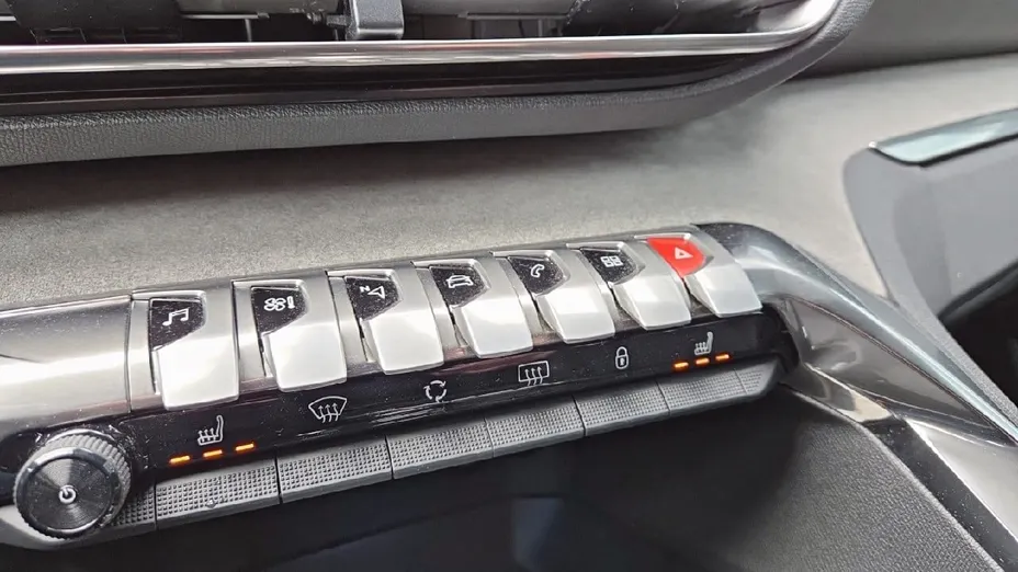 PEUGEOT 5008 5008 1.6 PureTech GT S&S EAT8