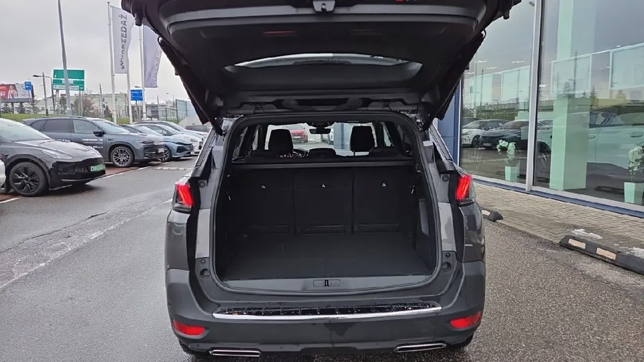 PEUGEOT 5008 5008 1.6 PureTech GT S&S EAT8