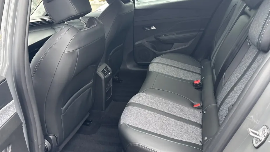 PEUGEOT 408 408 1.2 PureTech Allure Pack S&S EAT8