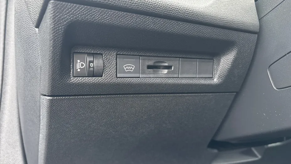 PEUGEOT 408 408 1.2 PureTech Allure Pack S&S EAT8