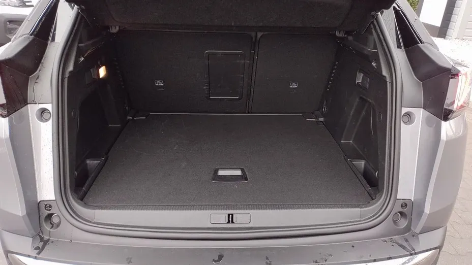 PEUGEOT 3008 3008 1.2 PureTech Allure Pack S&S EAT8