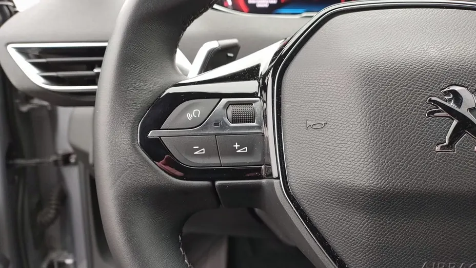 PEUGEOT 3008 3008 1.2 PureTech Allure Pack S&S EAT8