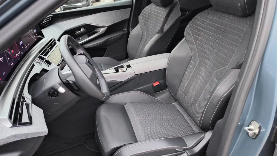 PEUGEOT 3008 3008 1.2 PureTech mHEV Allure e-DCS6