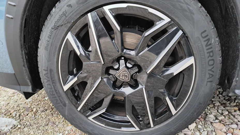 PEUGEOT 3008 3008 1.2 PureTech mHEV Allure e-DCS6