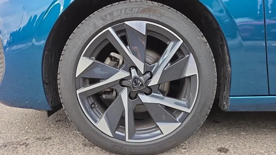 PEUGEOT 308 308 1.2 PureTech Allure S&S