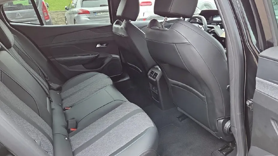 PEUGEOT 408 408 1.2 PureTech Allure S&S EAT8