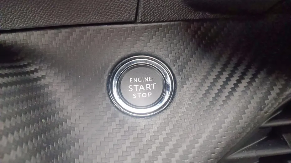 PEUGEOT 2008 2008 1.2 PureTech GT S&S EAT8