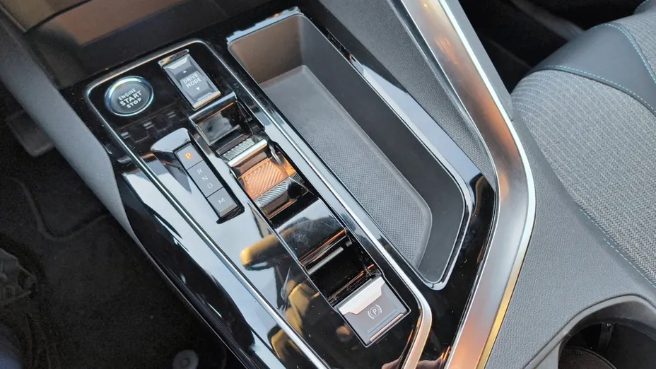 PEUGEOT 3008 3008 1.5 BlueHDi Allure Pack S&S