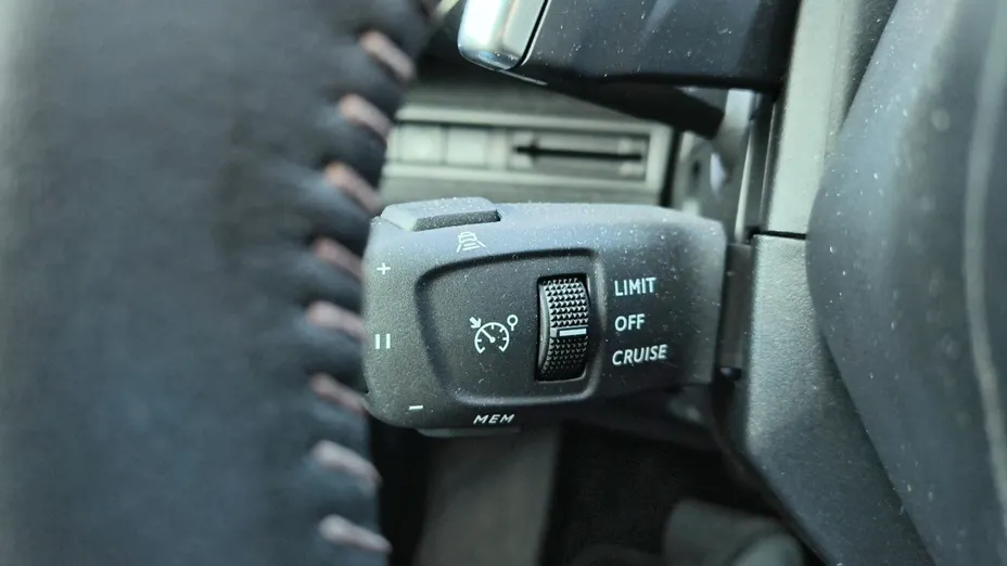 PEUGEOT 3008 3008 1.5 BlueHDi Allure Pack S&S