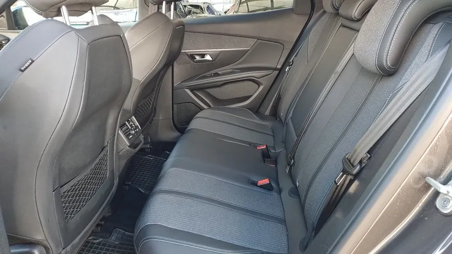 PEUGEOT 3008 3008 1.2 PureTech Allure Pack S&S EAT8